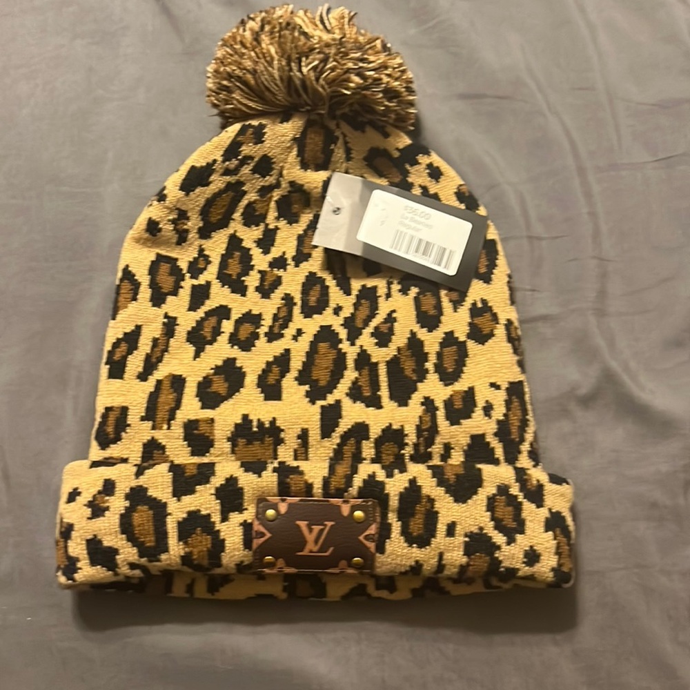 LV BEANIE